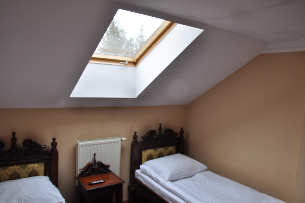 Ostoya Inn & Granary Jasionka Room photo