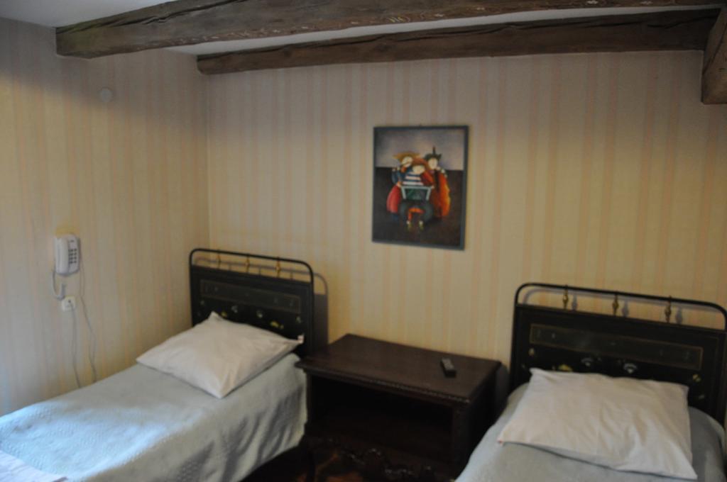 Ostoya Inn & Granary Jasionka Room photo